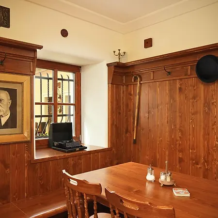 提戀膳食公寓 Cesky Krumlov