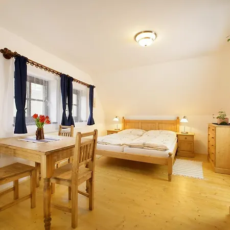 Konukevi Tilia Český Krumlov